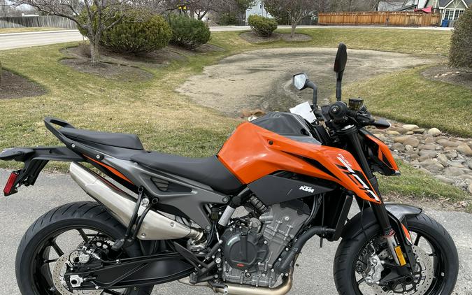 2024 KTM 790 Duke