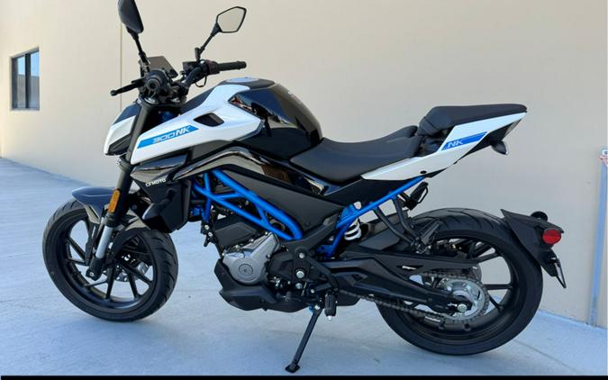 2024 CFMOTO NK 300