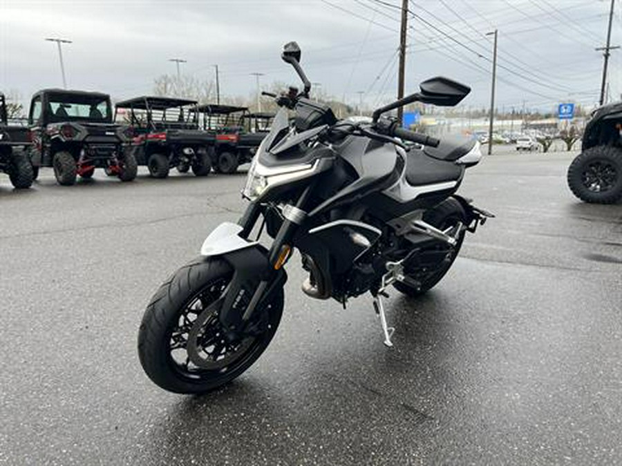 2024 CFMOTO 800NK