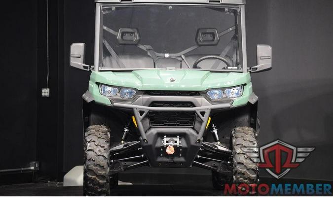 2026 Can-Am Defender HD7
