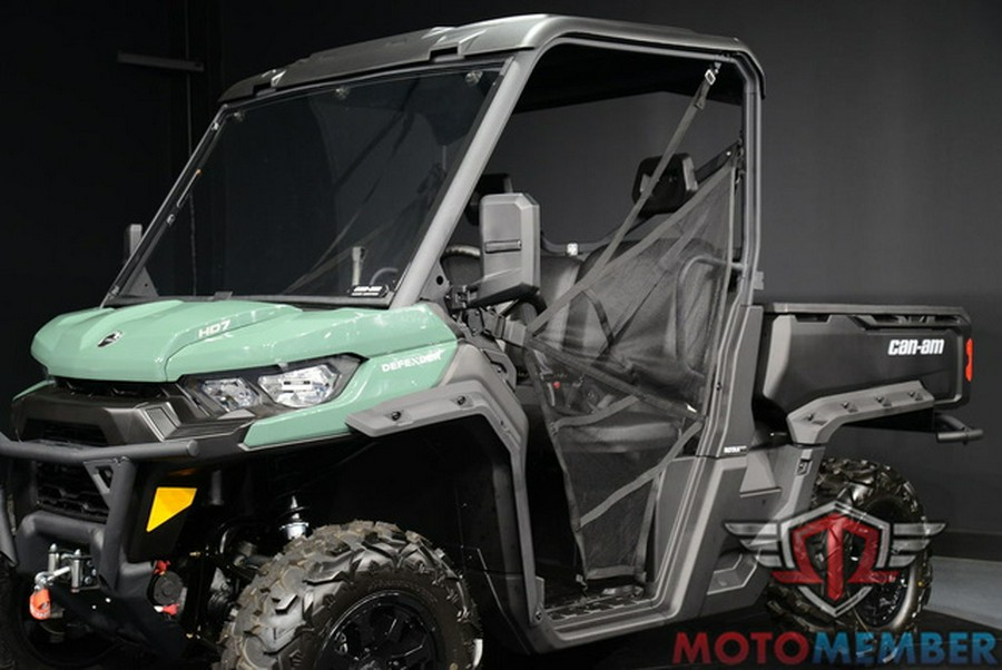 2026 Can-Am Defender HD7