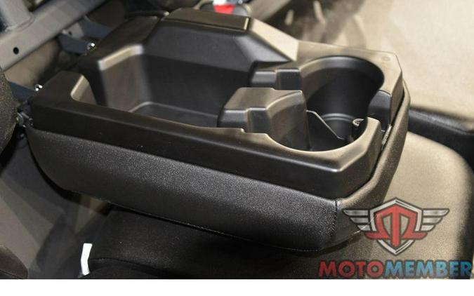 2026 Can-Am Defender HD7