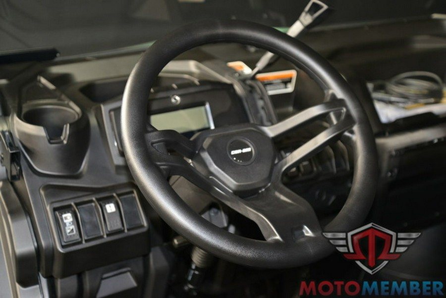 2026 Can-Am Defender HD7