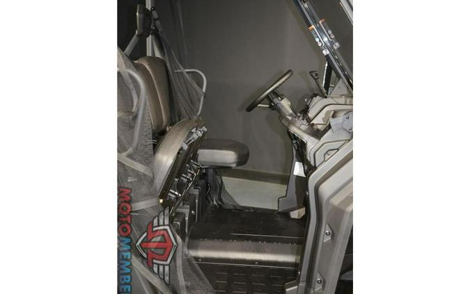 2026 Can-Am Defender HD7