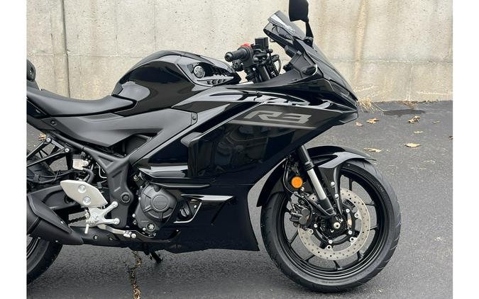 2026 Yamaha YZF-R3 ABS