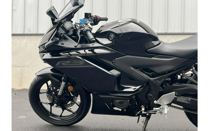 2026 Yamaha YZF-R3 ABS