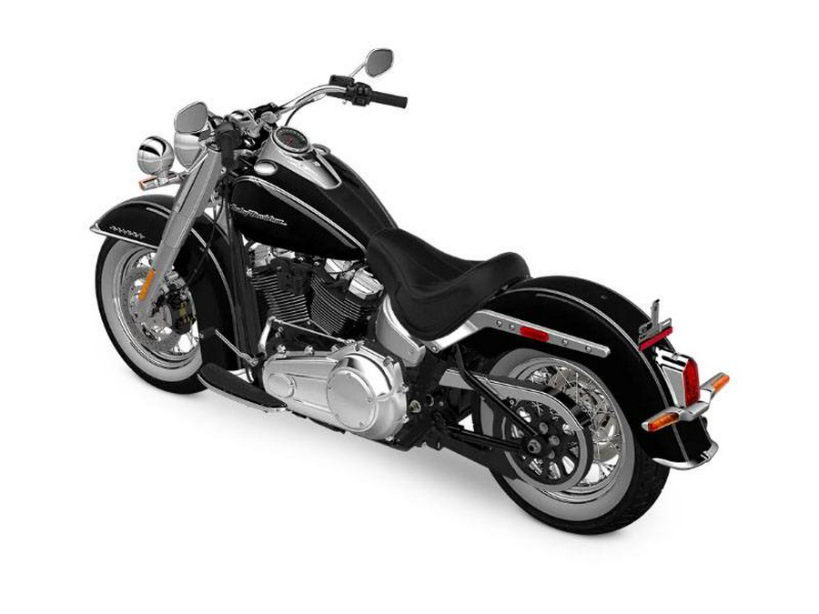2018 Harley-Davidson Softail® Deluxe 107