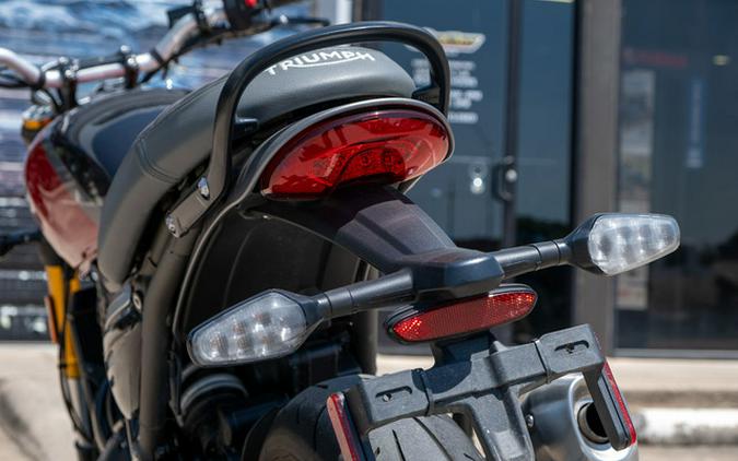 2024 Triumph Speed 400 Carnival Red / Phantom Black