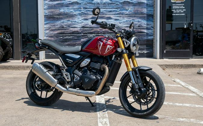 2024 Triumph Speed 400 Carnival Red / Phantom Black