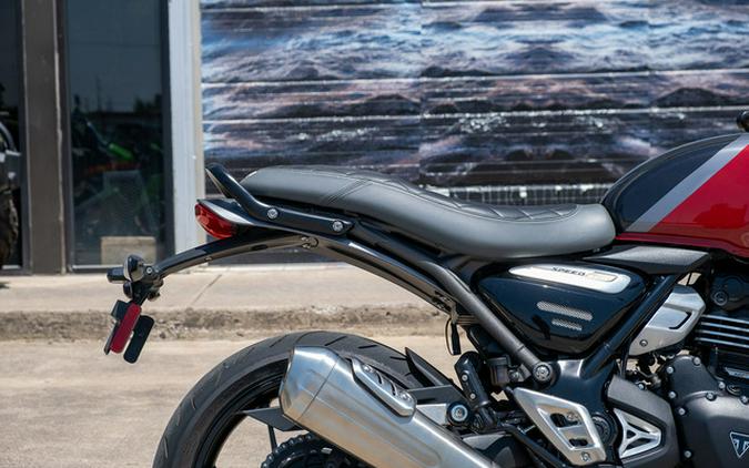2024 Triumph Speed 400 Carnival Red / Phantom Black