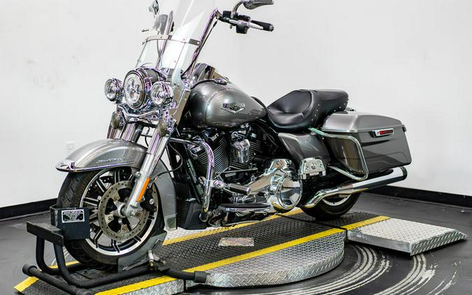 2017 Harley-Davidson® FLHR - Road King®