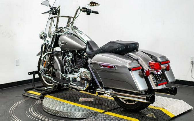 2017 Harley-Davidson® FLHR - Road King®