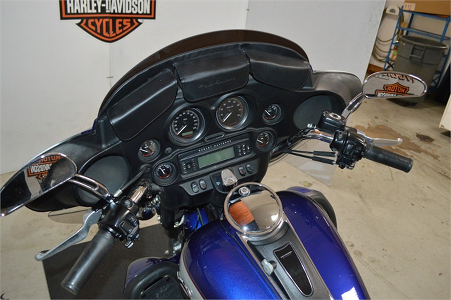 2006 Harley-Davidson FLHTC-UI