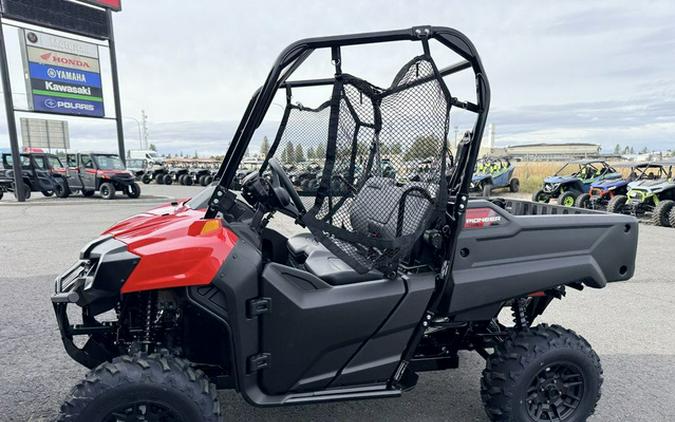 2026 Honda Pioneer 700 Deluxe