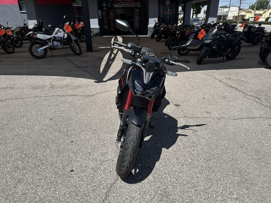 2026 Honda CB750 HORNET E-CLUTCH