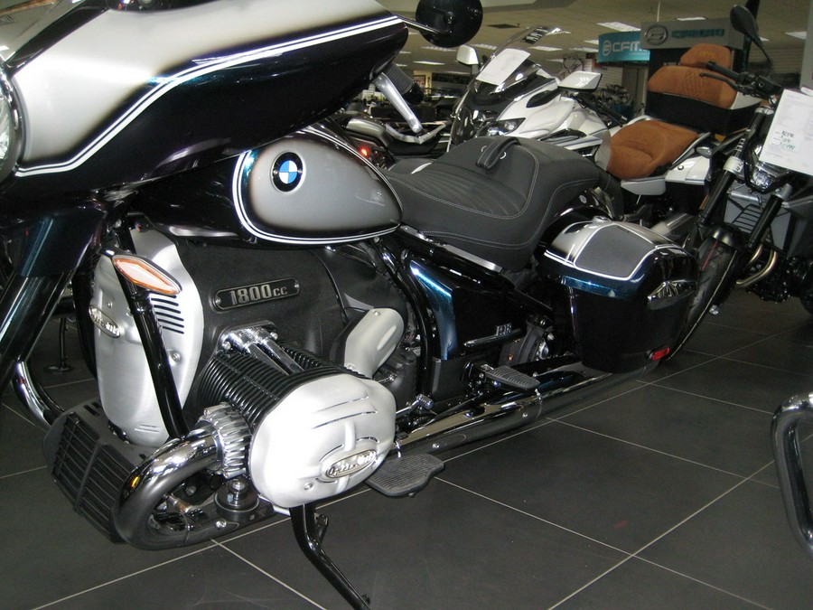 2022 BMW R1800B