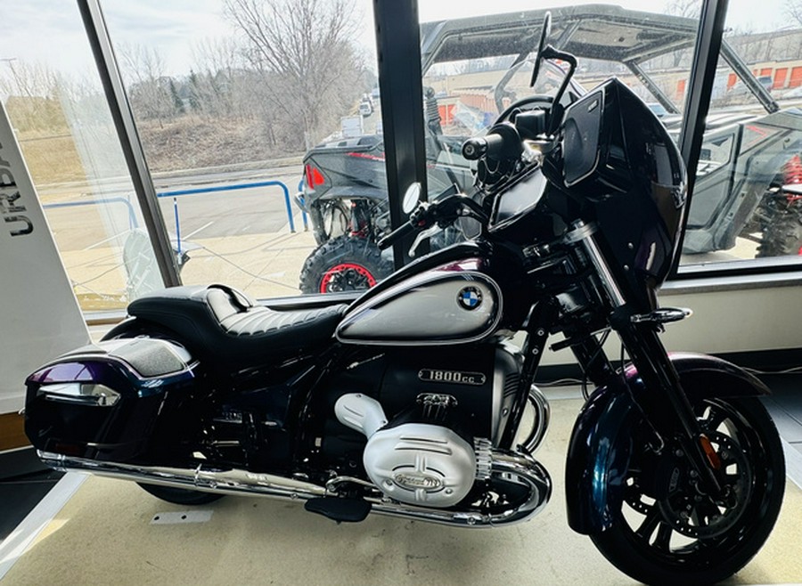 2022 BMW R1800B