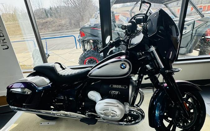 2022 BMW R1800B