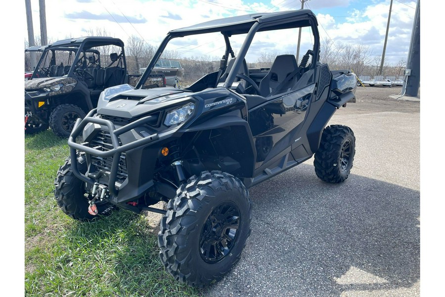 2023 Can-Am SSV COM XT 64 1000R BK 23