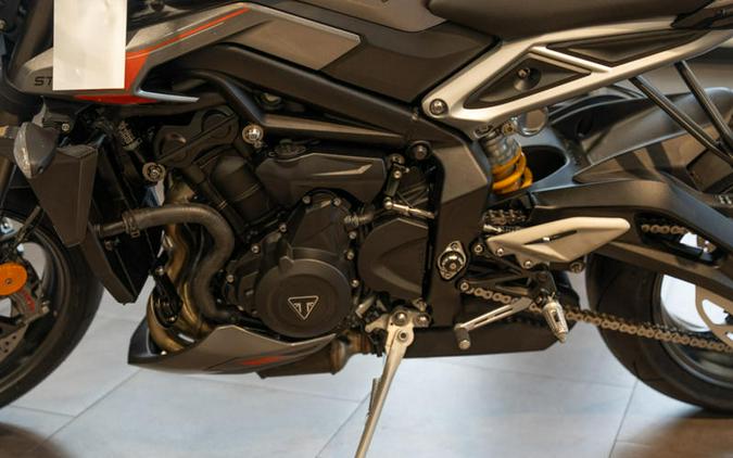 2024 Triumph Street Triple 765 RS Silver Ice