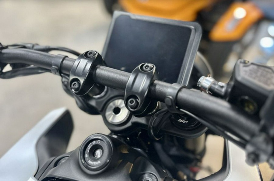 2024 Husqvarna VITPILEN 401