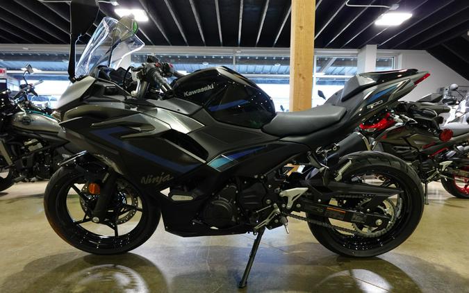 2025 Kawasaki Ninja 500 SE ABS