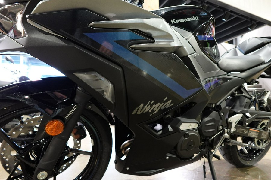 2025 Kawasaki Ninja 500 SE ABS