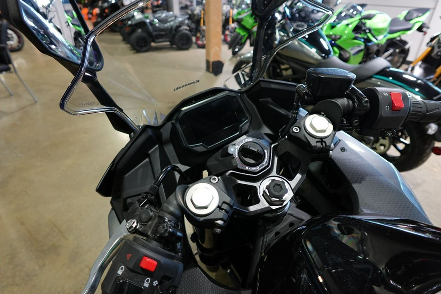 2025 Kawasaki Ninja 500 SE ABS