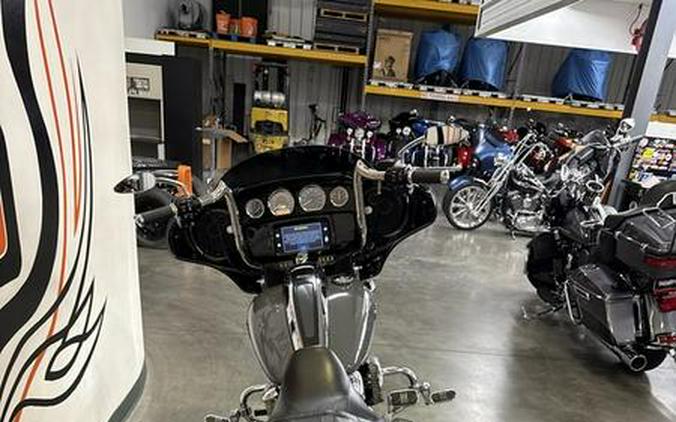 2022 Harley-Davidson® FLHXS - Street Glide® Special