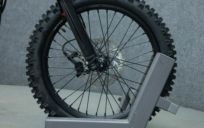 2025 E RIDE PRO SR 16"/19" SPECIAL EDITION