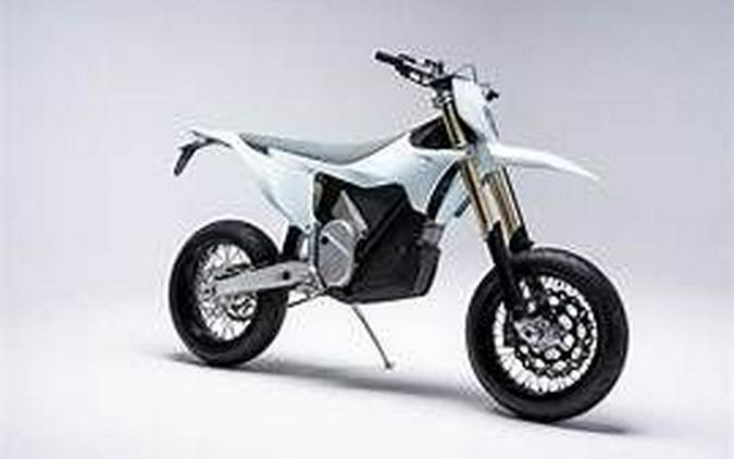 2026 STARK FUTURE VARG SM