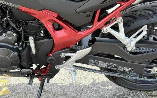 2026 Honda® CB750 Hornet E-Clutch