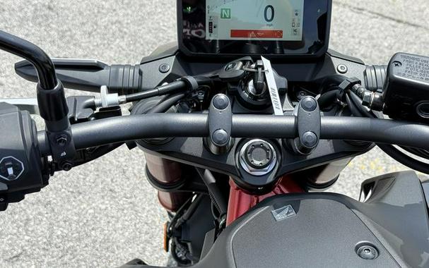 2026 Honda® CB750 Hornet E-Clutch