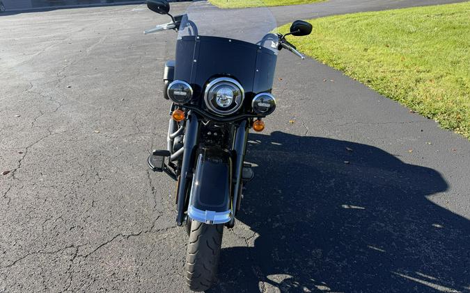2022 Harley-Davidson® Heritage Classic 114 Vivid Black (Black Finish w/Laced Wheels)