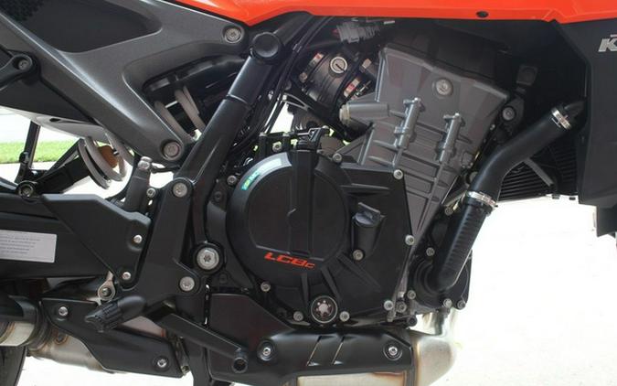 2024 KTM 990 Duke