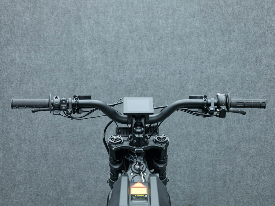 2025 E RIDE PRO SR 16"/19" SPECIAL EDITION