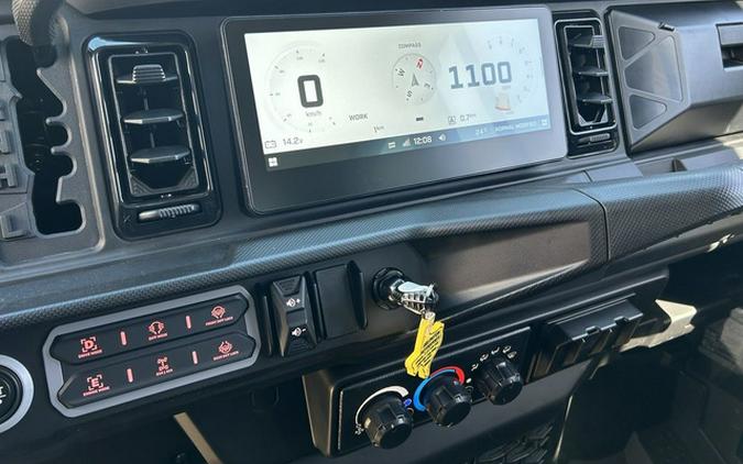 2026 Can-Am Defender MAX Limited HD11 Desert Tan & Carbon Blac