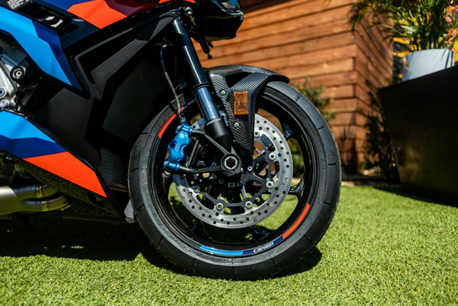 2025 BMW M1000R