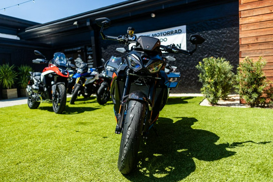 2025 BMW M1000R