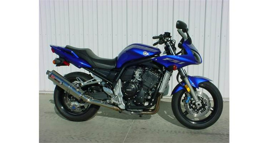 2004 Yamaha FZ1