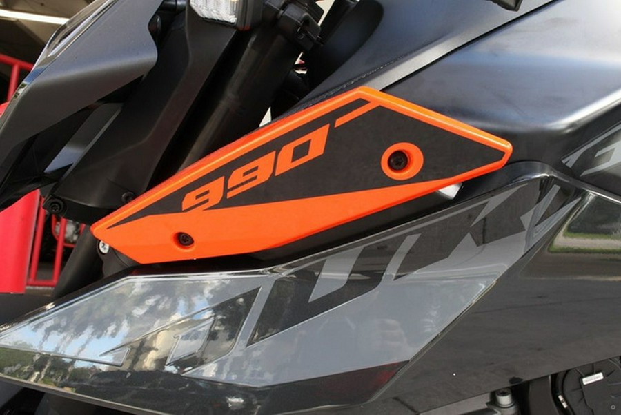 2024 KTM 990 Duke