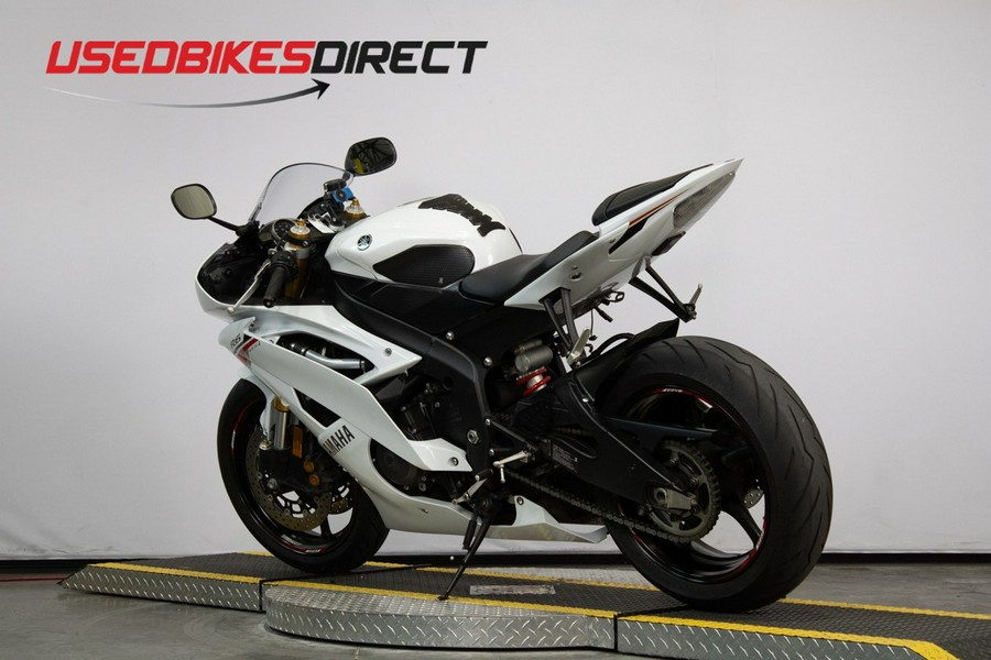 2015 Yamaha YZF-R6 - $9,999.00