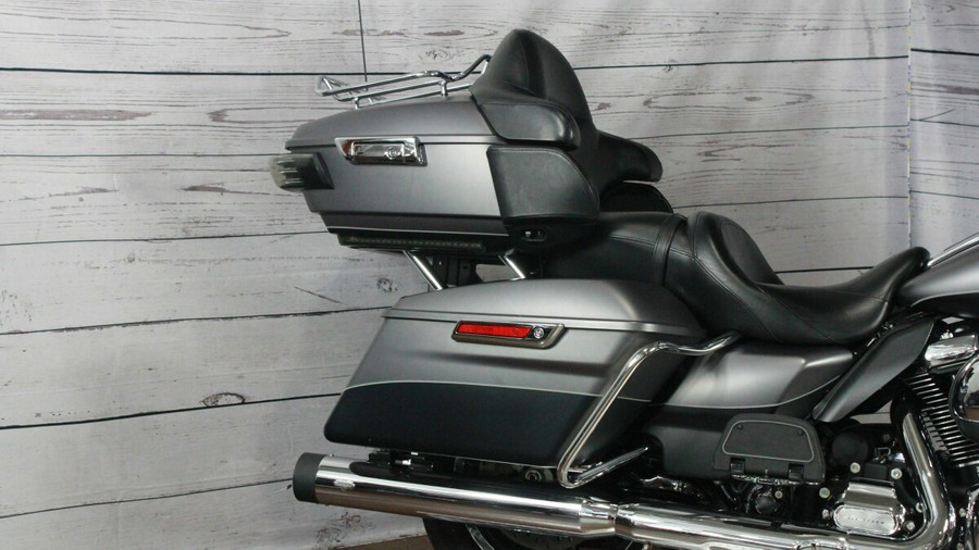 2017 Harley-Davidson Ultra Limited Two-Tone Charcoal Denim/Black Denim