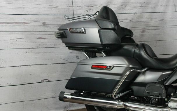 2017 Harley-Davidson Ultra Limited Two-Tone Charcoal Denim/Black Denim