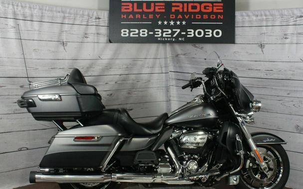 2017 Harley-Davidson Ultra Limited Two-Tone Charcoal Denim/Black Denim