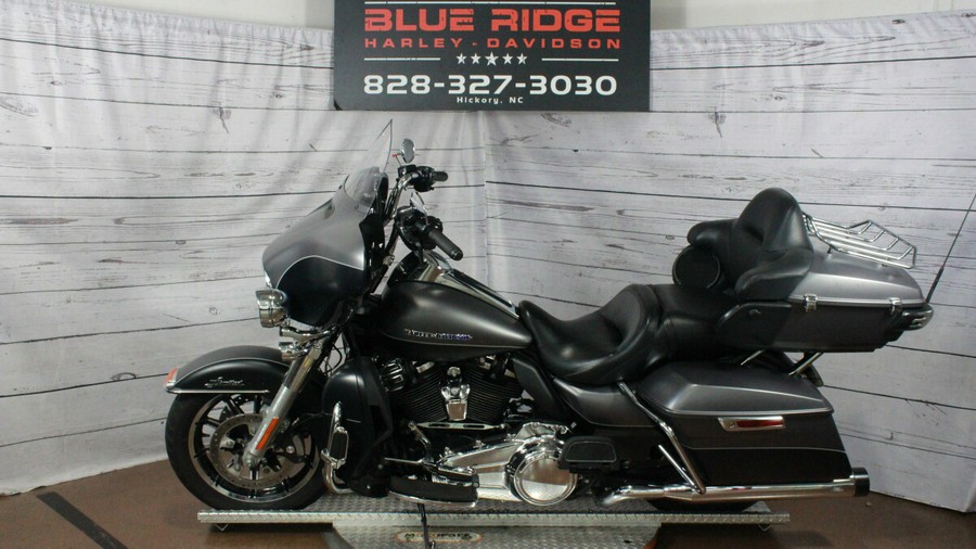 2017 Harley-Davidson Ultra Limited Two-Tone Charcoal Denim/Black Denim