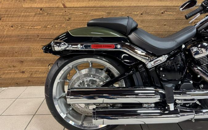 2026 Harley-Davidson® Fat Boy® Olive Steel Metallic / Vivid Black Chrome Trim FLFB