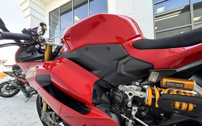 2025 Ducati Panigale V2 S