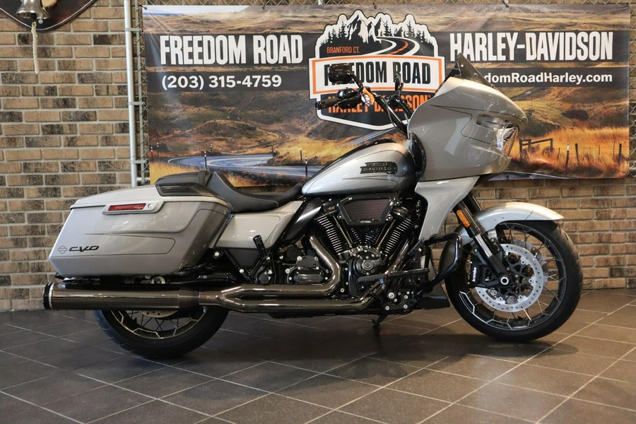 2023 CVO Road Glide (FLTRXSE)