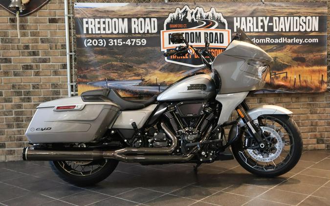 2023 CVO Road Glide (FLTRXSE)